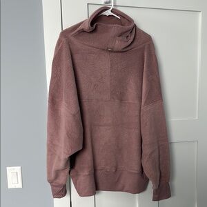 Tahari Sport top mauve soft